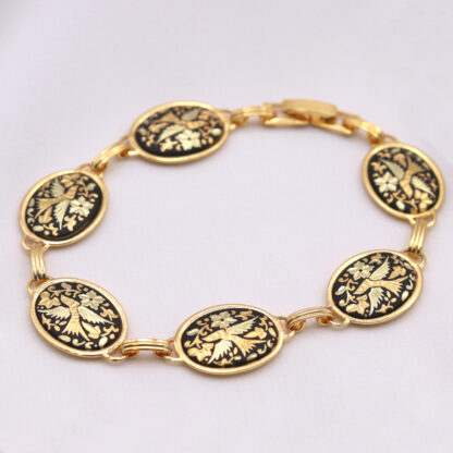 oval link bracelet