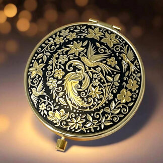 compact mirror