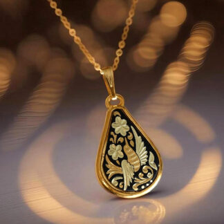 teardrop pendant