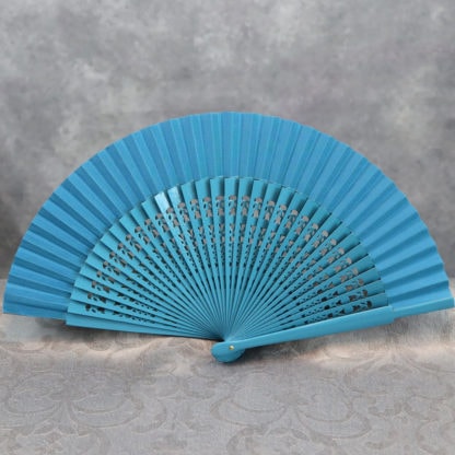 Solid color Spanish fan