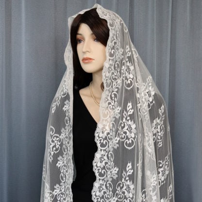 Spanish mantilla